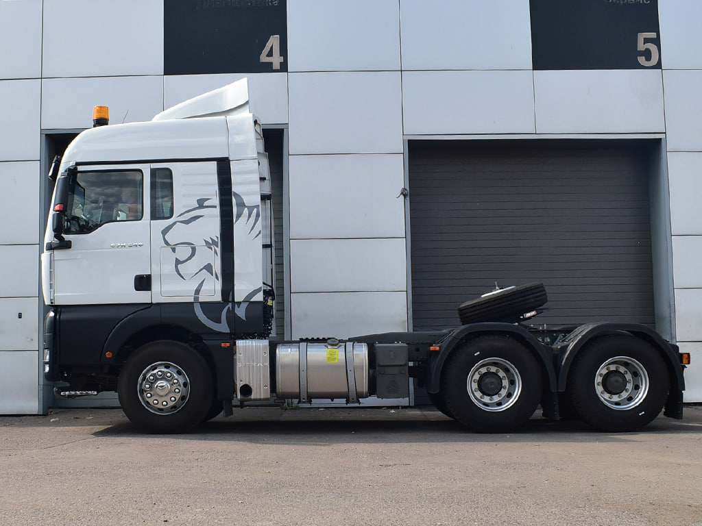 SITRAK C7H 6x4 МКПП